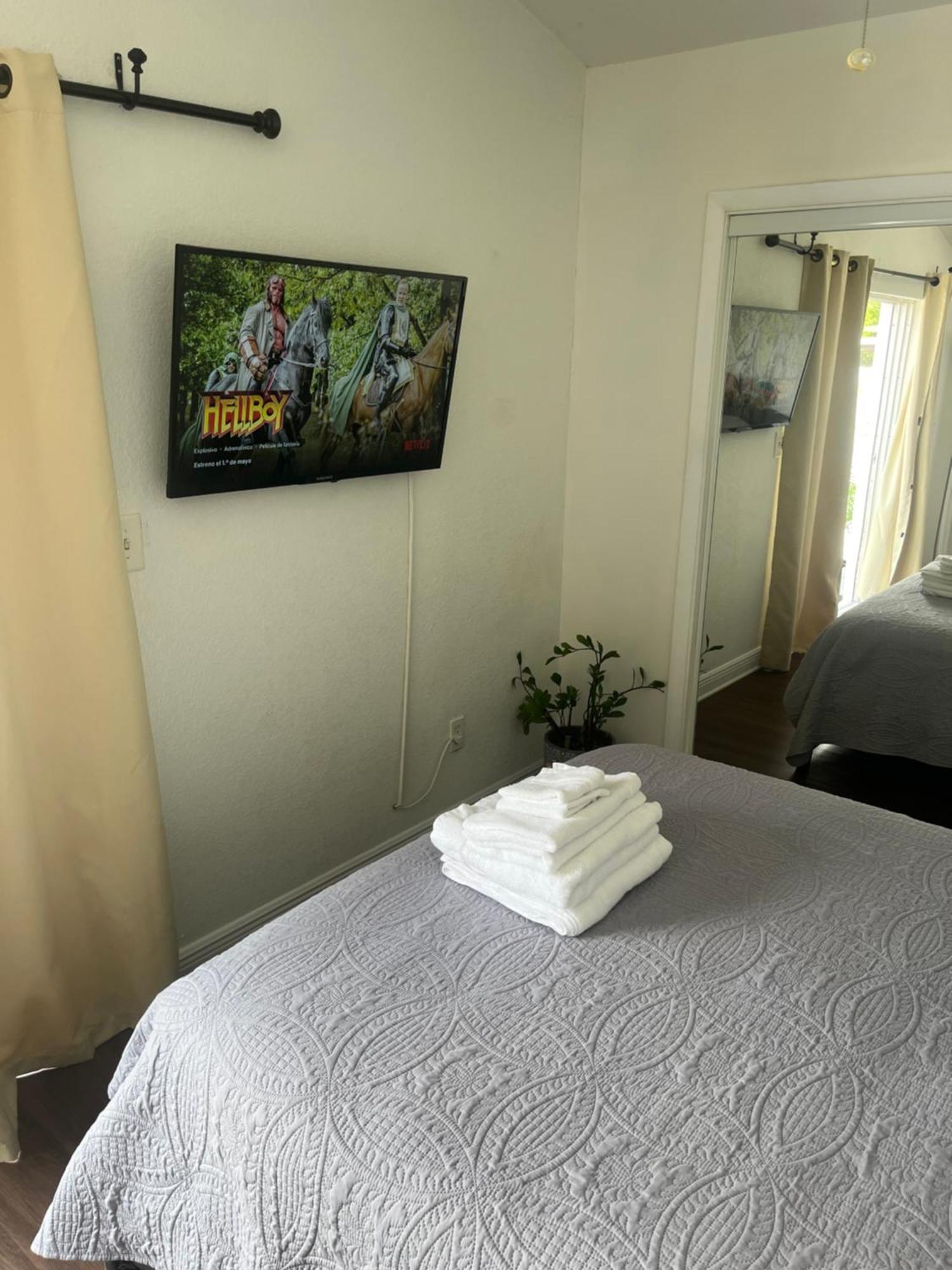 Habitacion Luminosa Y Acogedora. Hollywood Extérieur photo